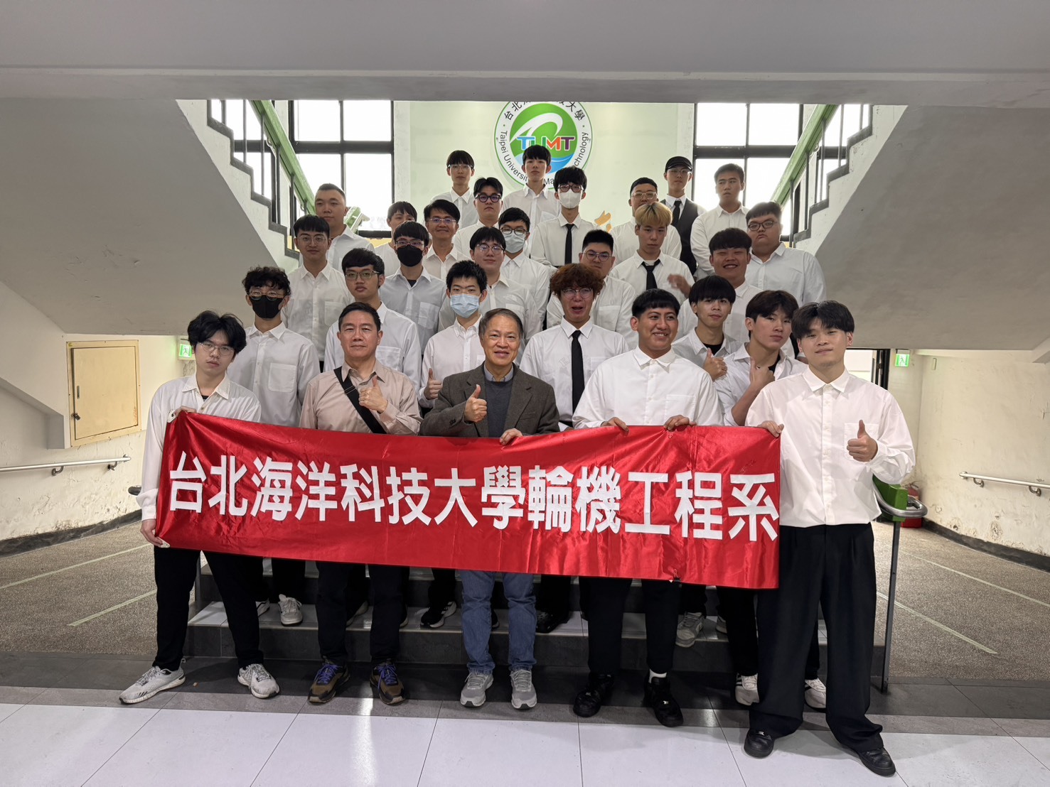 輪機系115御風號海上實習