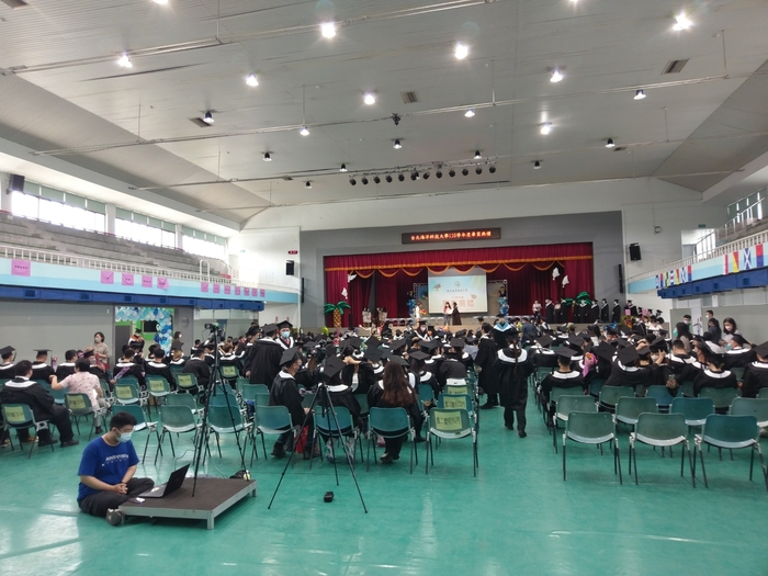 110學年度畢業典禮圖片