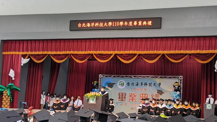 110學年度畢業典禮圖片